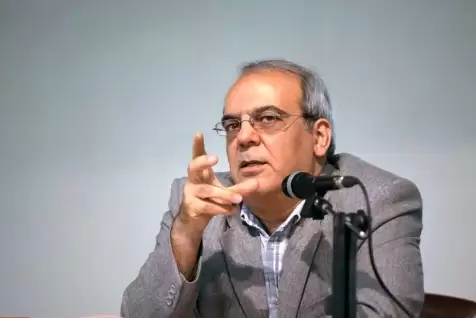 پیش‌بینی عباس عبدی از آینده آتش‌بس ایران و اسرائیل؛  اگر قرار است تقدم گروه‌های تندرو و اقلیت بر مردم ادامه یابد، صریحا اعلام کنید