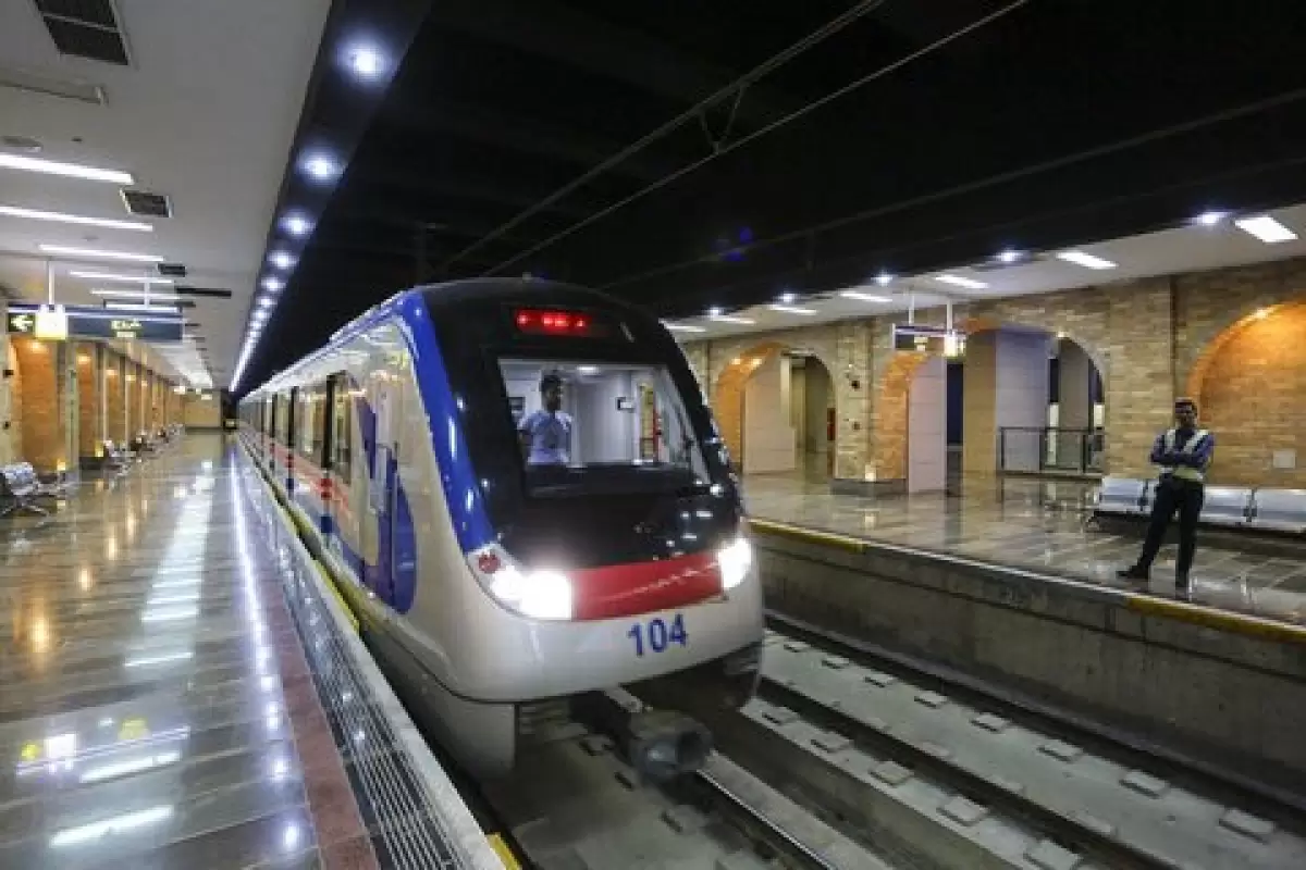 مترو محدوده مرکزی شیراز زیر بافت مسکونی حرکتی ندارد