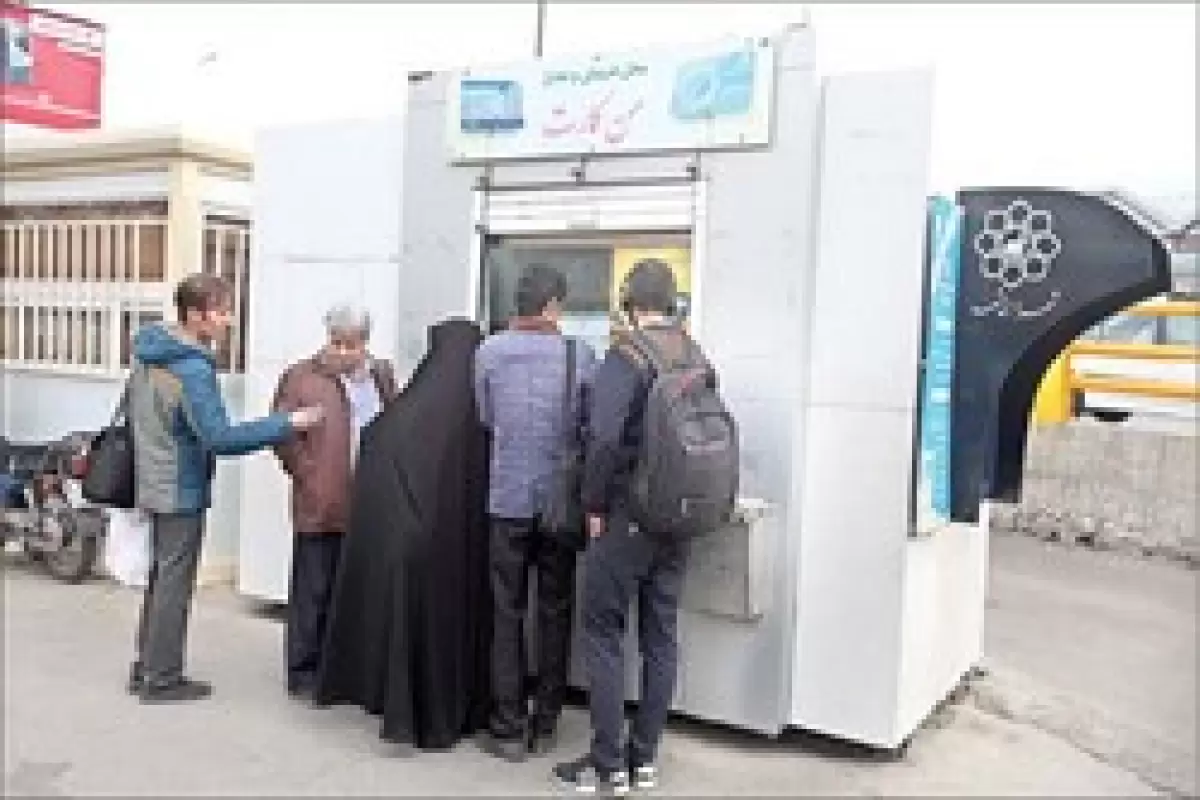 هزینه پرداخت نقدی خدمات اتوبوسرانی در مشهد ۳ برابر «من کارت» شد