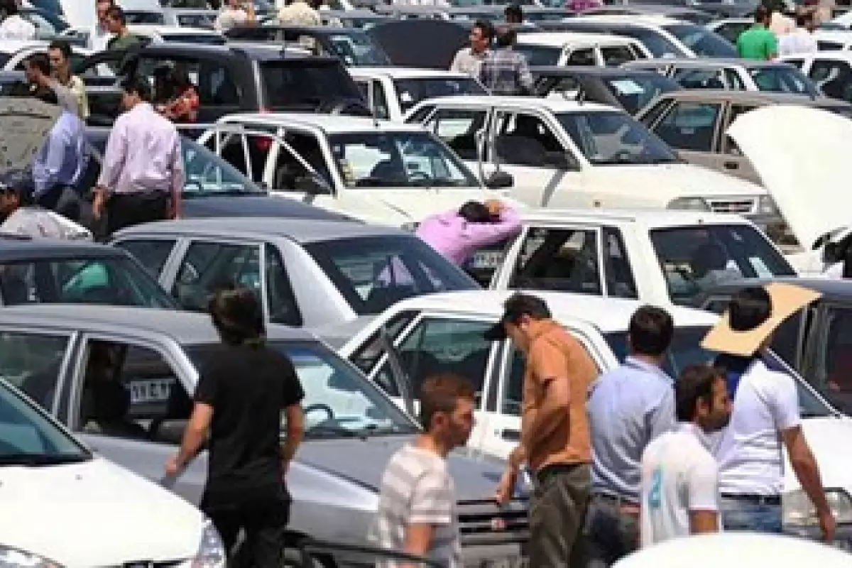 ریزش گسترده قیمت‌ها در بازار خودرو/ پژو ۲۰ میلیون تومان ریخت