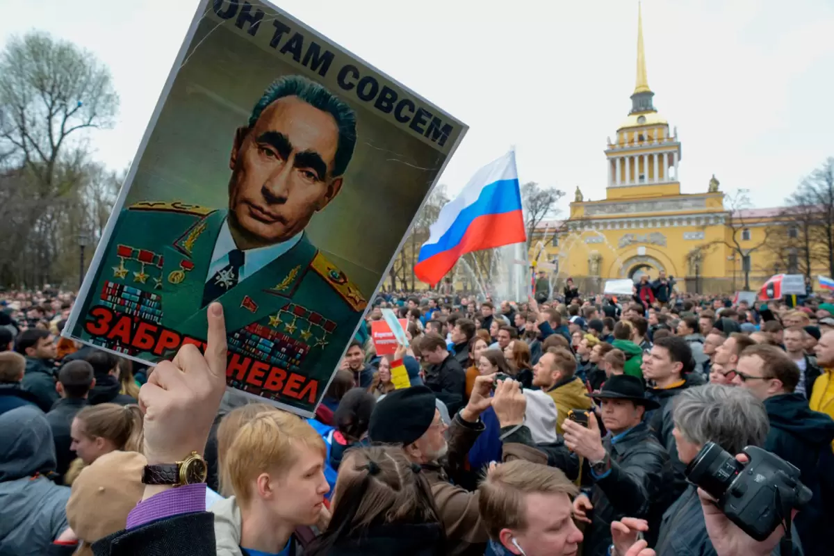 روس‌ها با اعلام سربازگیری پوتین در تلاش برای ترک کشور هستند 