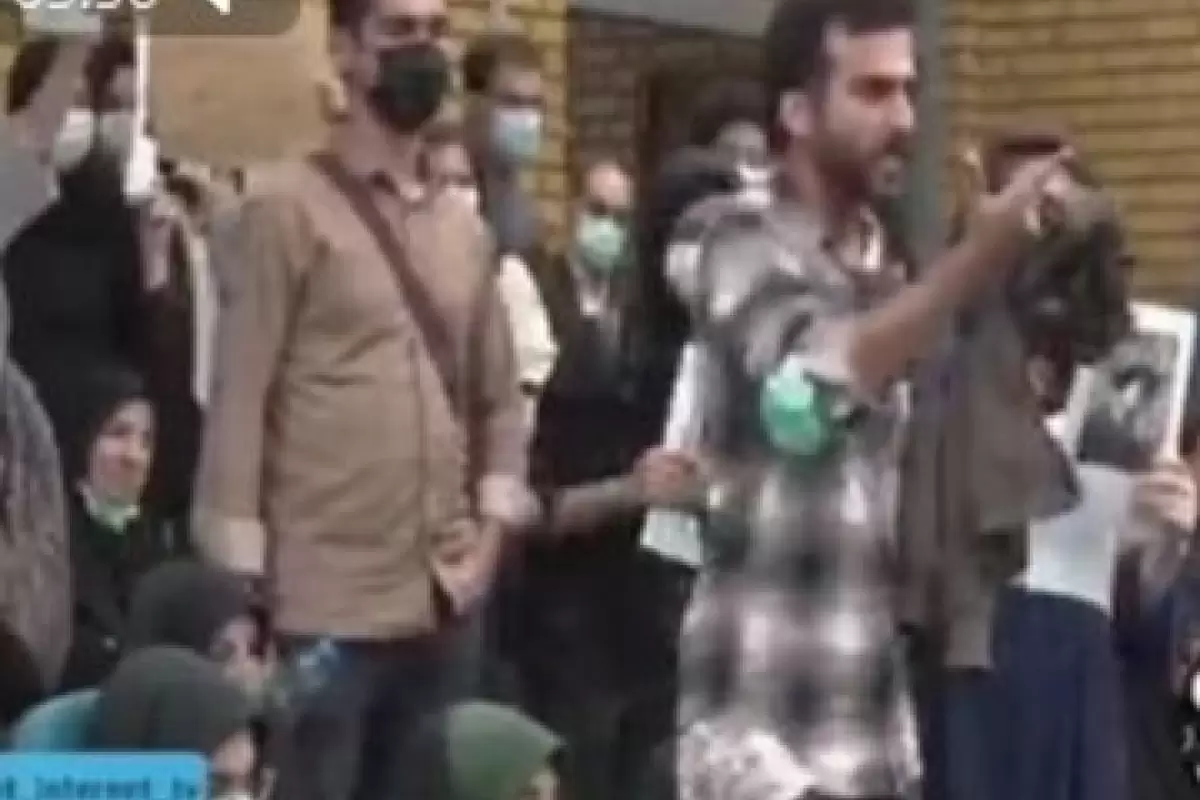 اعتراض‌های دانشجویان در حضور مسئولان دانشگاه تهران