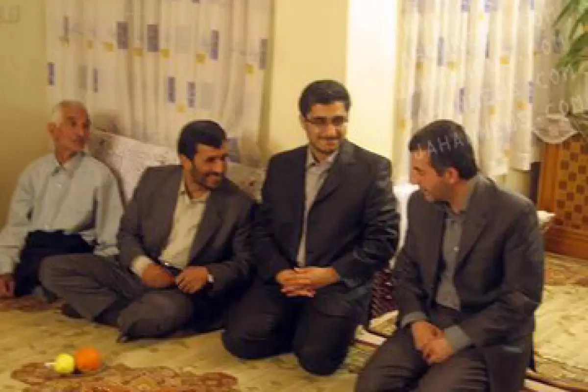 عکس های کمتر دیده‌شده از مراسم ازدواج پسر احمدی‌نژاد و دختر مشایی