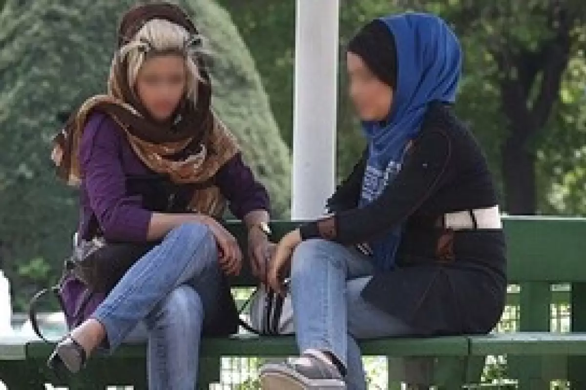 تعداد خانم های بدون روسری در معابر شهرهای بزرگ چشمگیر است