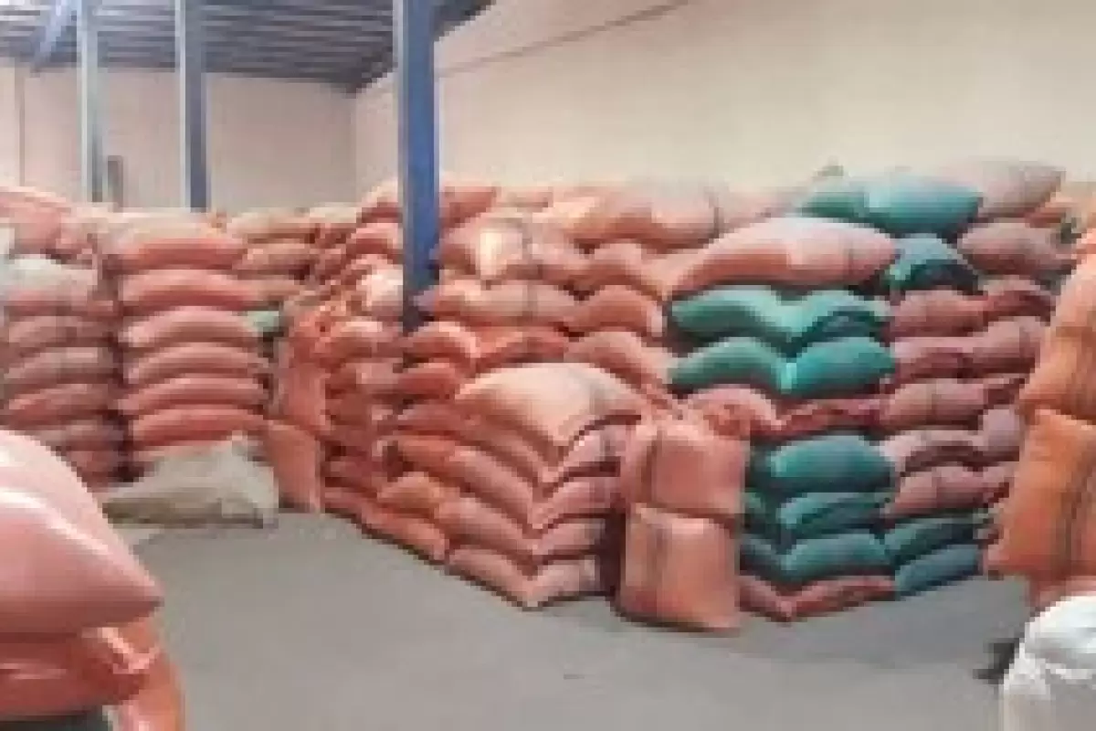 ۱۰ تن برنج احتکار شده در بازرسی از یک انبار کشف شد