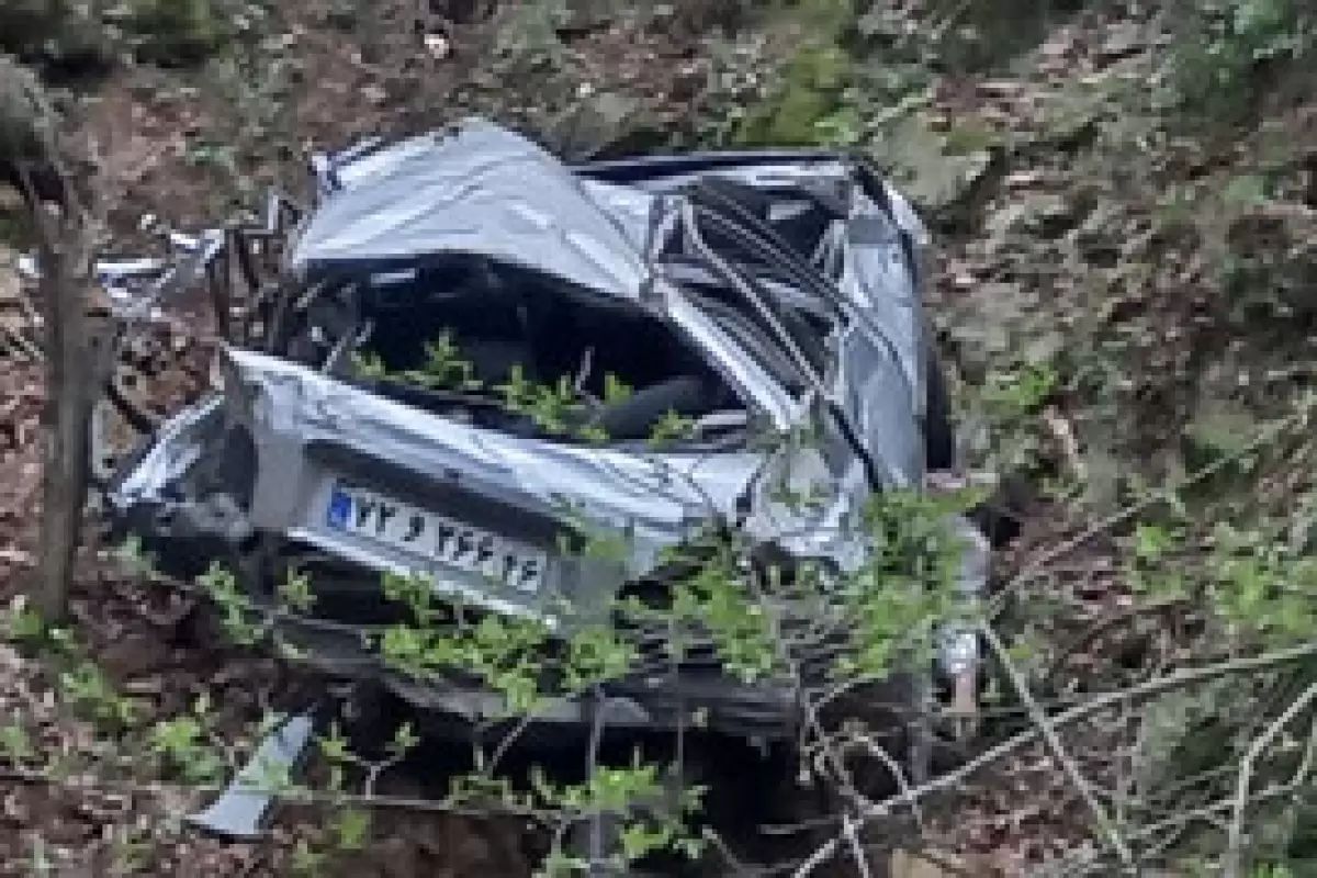 سقوط مرگبار خودروی پراید به دره در شفت