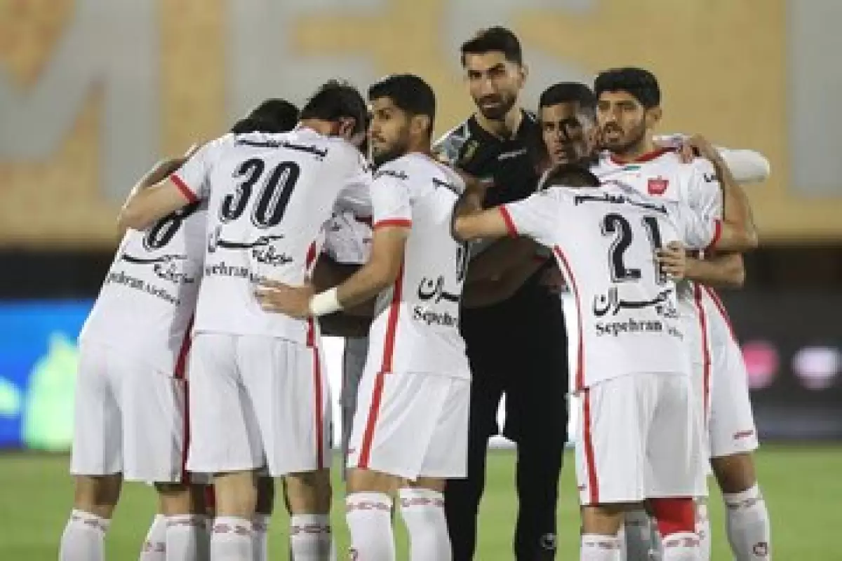 عکس | پوستر پرسپولیس برای دربی ۱۰۰