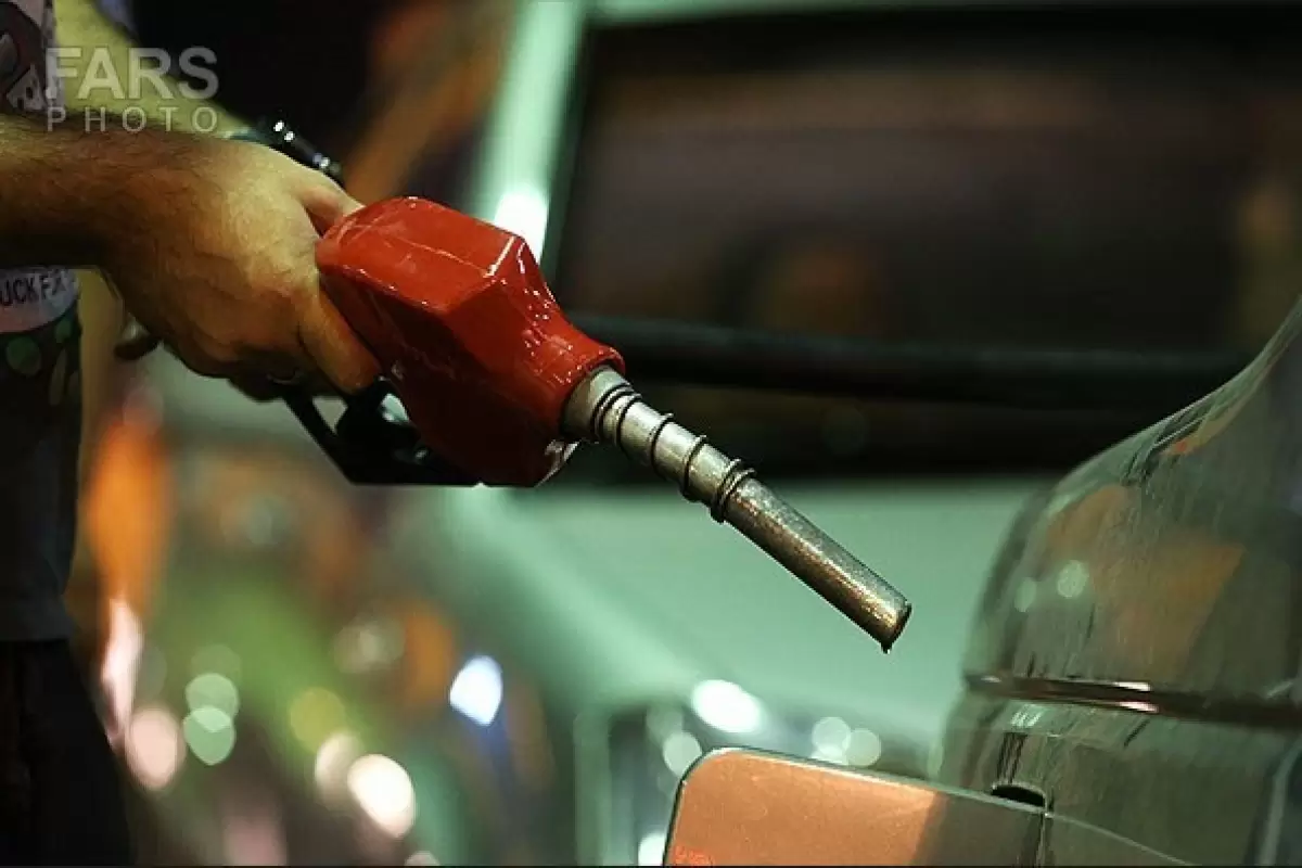 زمزمه های گرانی بنزین به گوش می رسد!