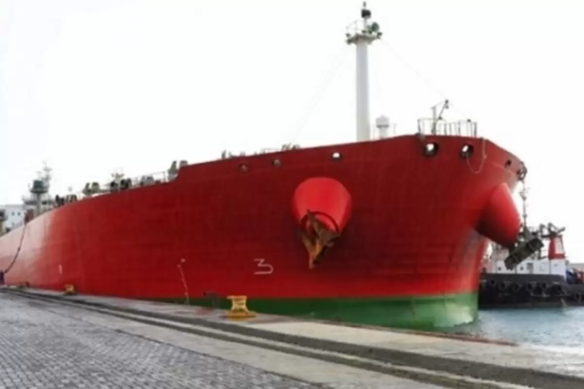 پهلوگیری اولین کشتی پهن پیکر با ظرفیت ۱۲۰ هزار تن در بندر شهید بهشتی چابهار