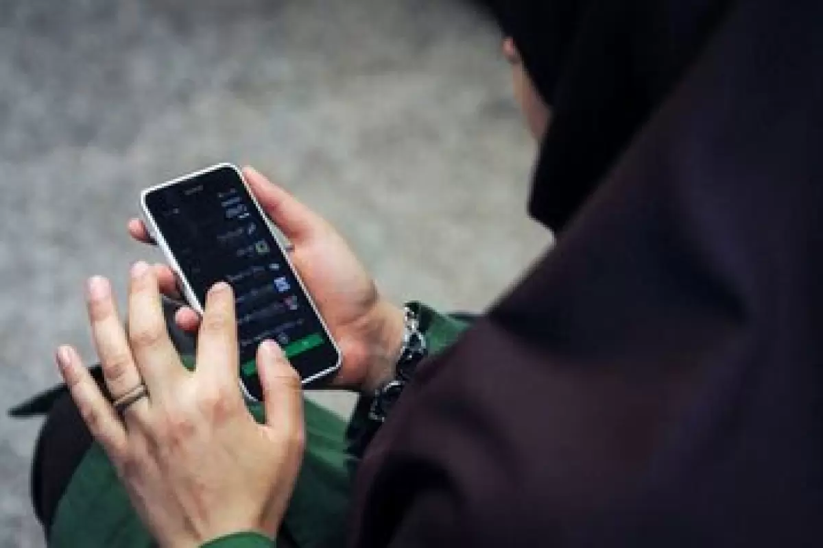 مقایسه توییتری از مجازات نقدی مقابله با بی‌حجابی با موادمخدر