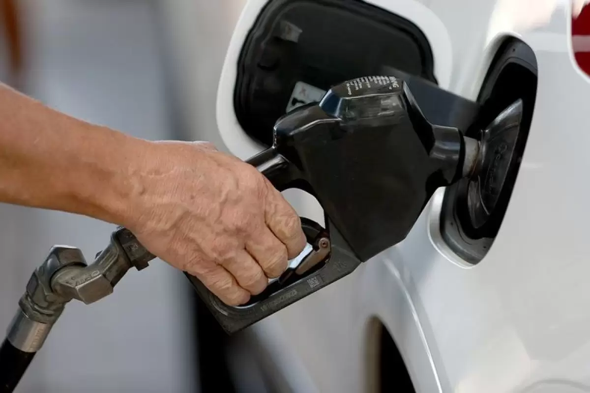 خبر مهم وزیر نفت درباره آخرین تغییرها در قیمت بنزین