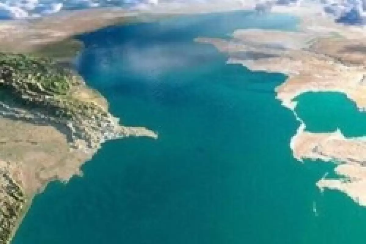 اعلام بررسی وضعیت کاهش آب دریای خزر با تصاویر ماهواره‌ای