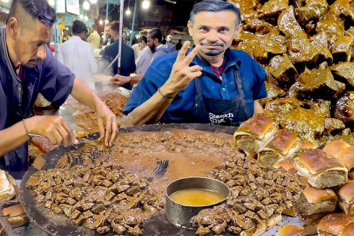 (ویدئو) پخت متفاوت جگر سرخ شده گوسفندی توسط آشپز مشهور خیابان در کراچی پاکستان