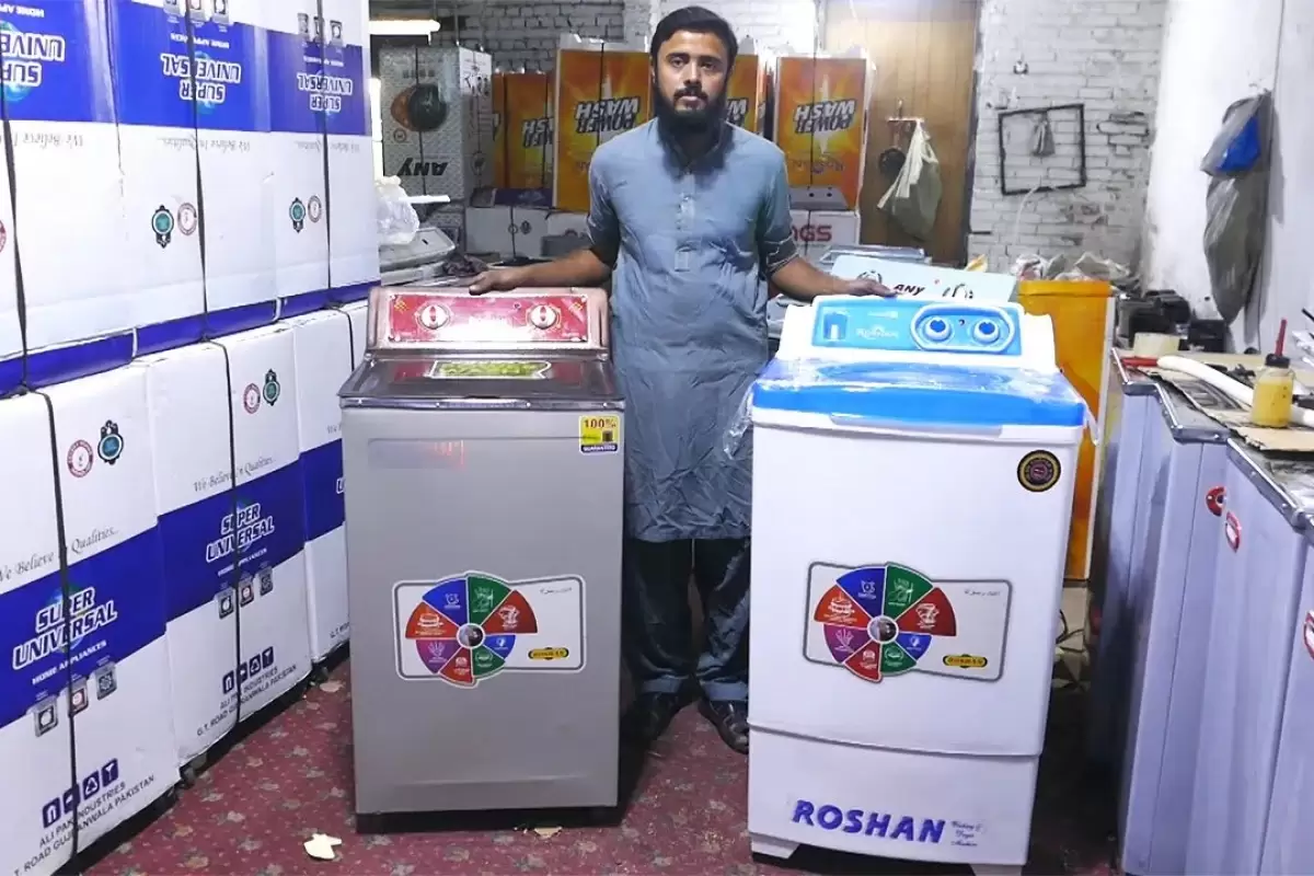 (ویدئو) ببینید پاکستانی ها چگونه در کارگاه های کوچک، ماشین لباسشویی تولید می کنند!