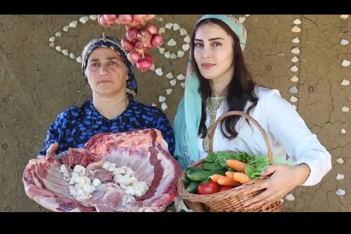 (ویدئو) غذای روستایی در ایران؛ تهیه انواع کباب به سبک روستانشینان آستارایی