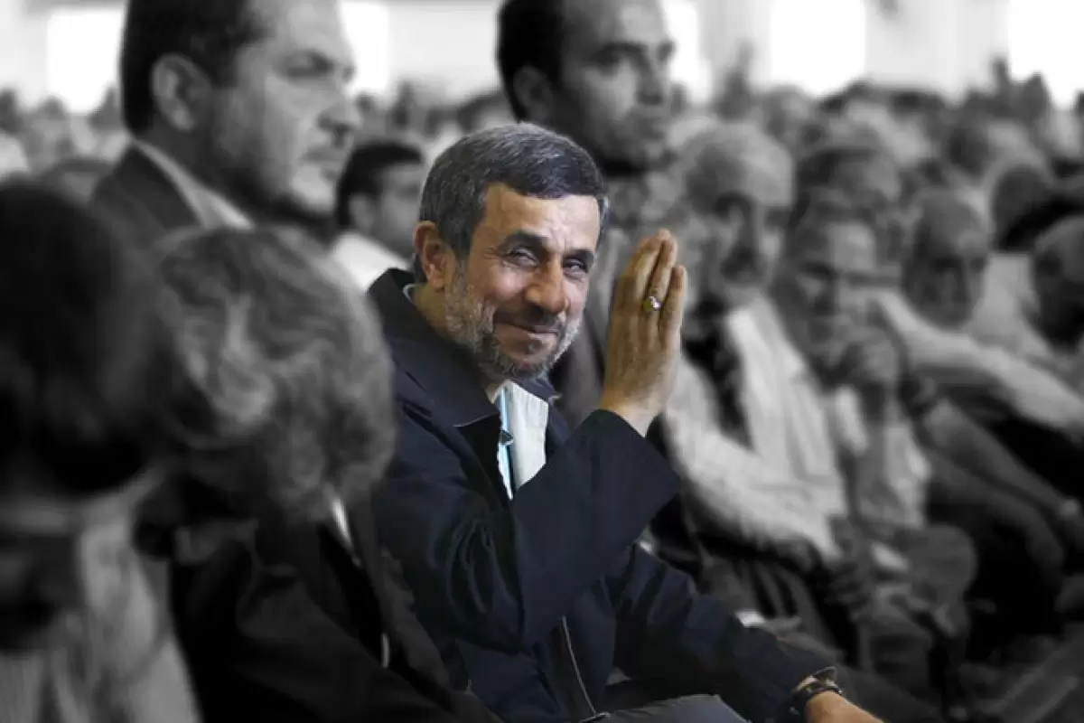 ببینید | رونمایی شهردار سابق تهران از یک تخلف احمدی‌نژاد از قانون: پشت این ایده فساد خوابیده و ...
