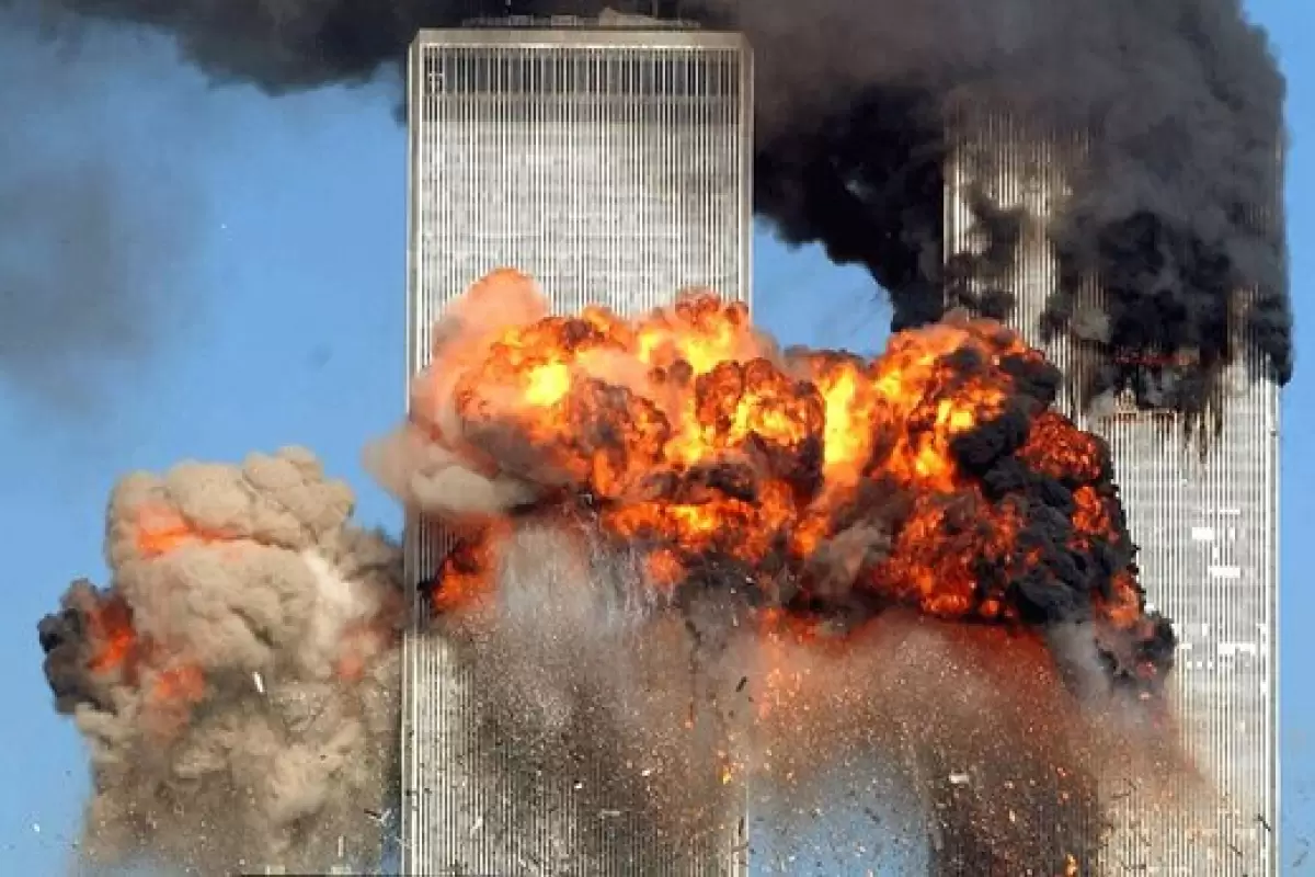 ببینید | فاجعه ۱۱ سپتامبر و انفجار برج دو قلو از زوایایی خاص