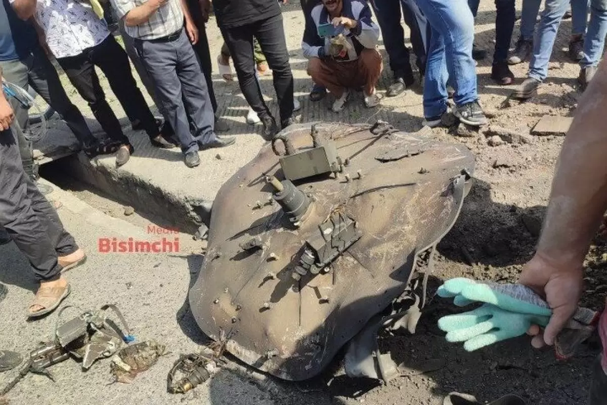 ببینید | تصاویر خبرگزاری فارس از بازرسی پهپاد دست‌ساز منفجرشده در گرگان توسط نیروهای نظامی