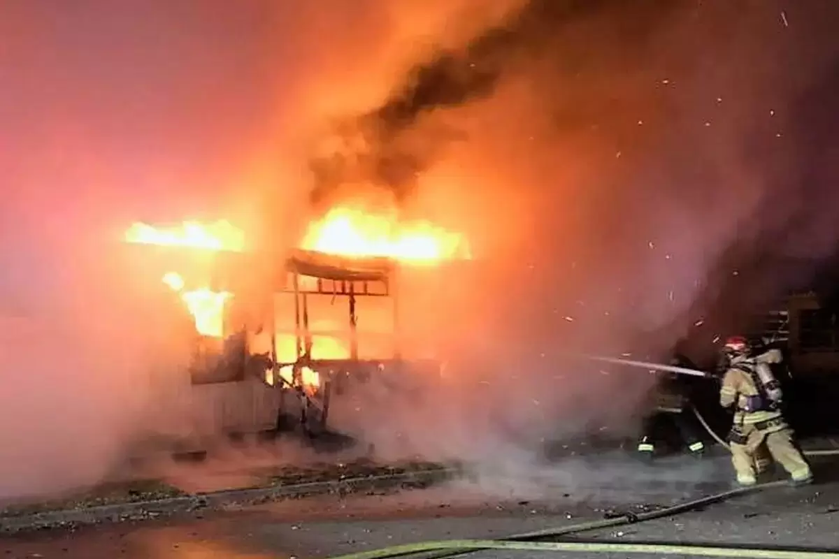 (ویدیو) انفجار بزرگ در شهرک صنعتی یزد؛ اعزام گسترده نیروهای آتش‌نشانی
