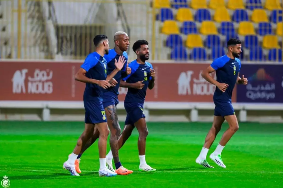 تیم النصر مستقیم بعد از بازی به فروگاه و عربستان می رود