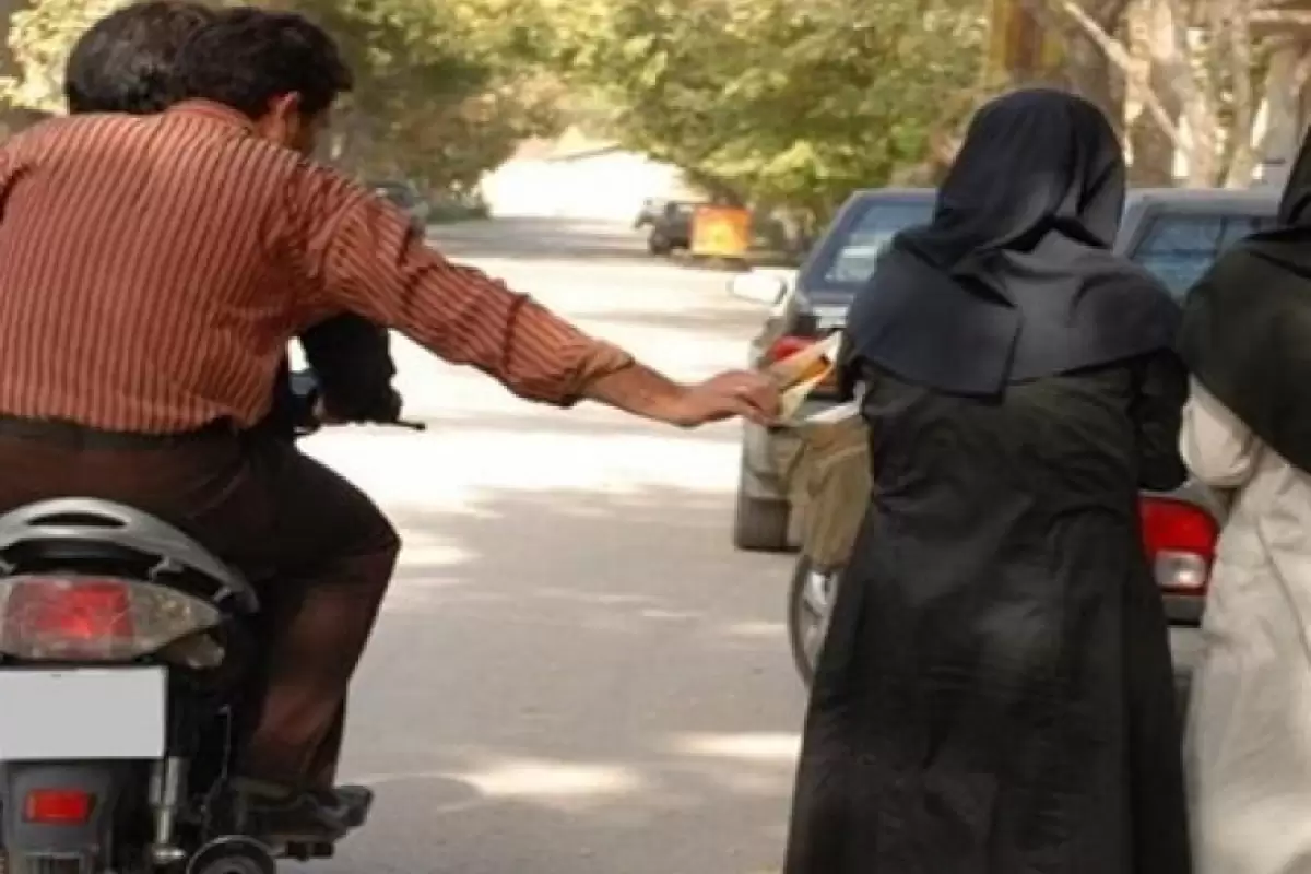 دستور ویژه قضایی دادستان اسلامشهر برای دستگیری عامل سرقت خشن از یک خانم + تصویر