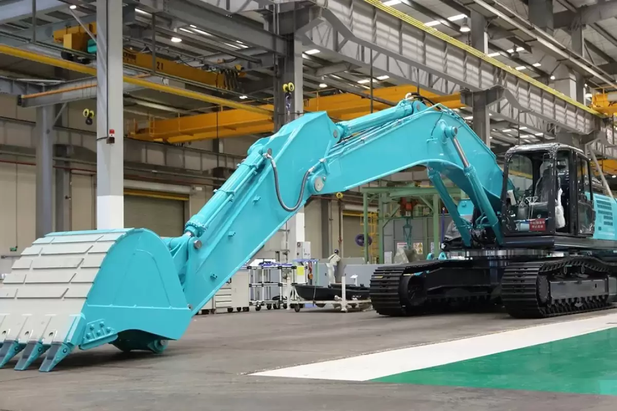 (ویدئو) فرایند دیدنی تولید بیل مکانیکی های کوبلکو در کارخانه