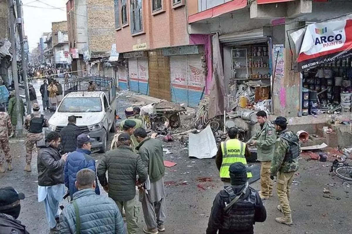 ببینید | تصاویر تازه و هولناک از انفجار بمب در بلوچستان پاکستان