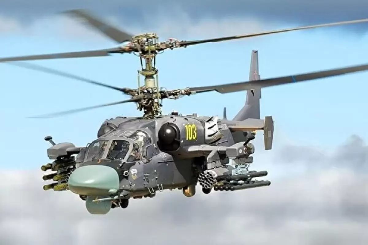 (ویدئو) لحظه فرار هلیکوپتر روسی از چنگ کوادکوپتر انتحاری اوکراین