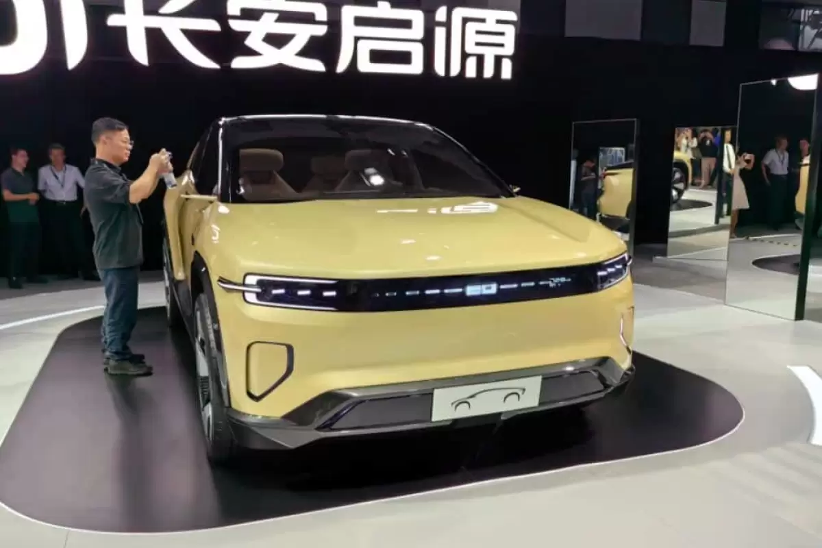 (تصاویر) این خودروی چینی همزمان یک وانت و یک شاسی‌بلند است!