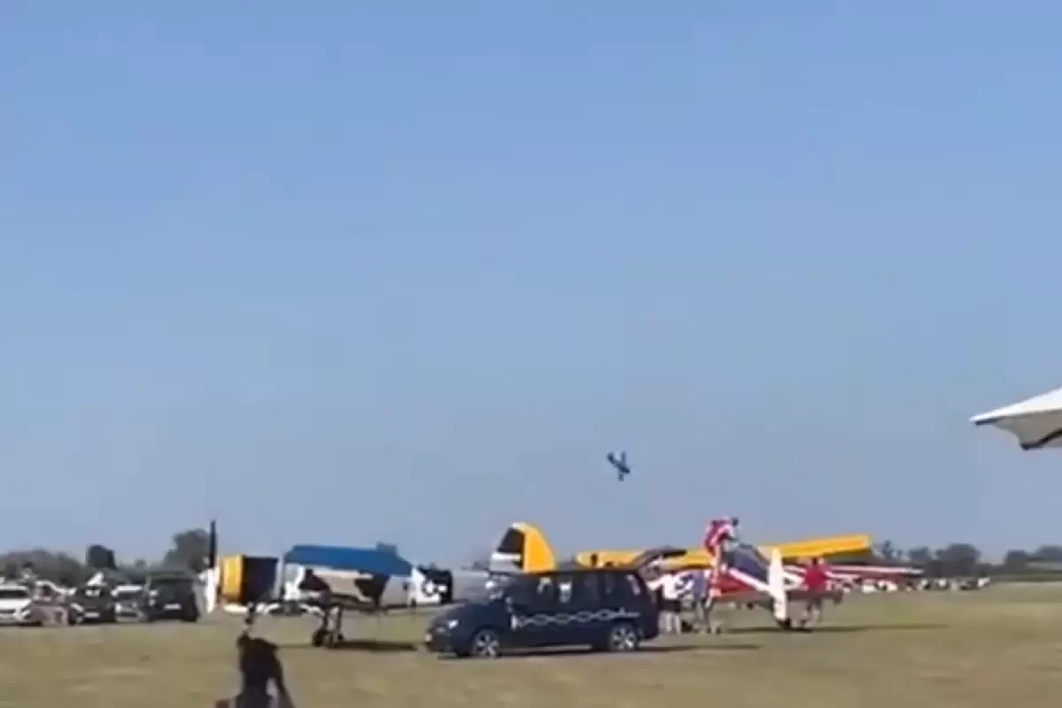 ( ویدیو) اولین تصاویر از سقوط هواپیما در نمایشگاه هوایی مجارستان