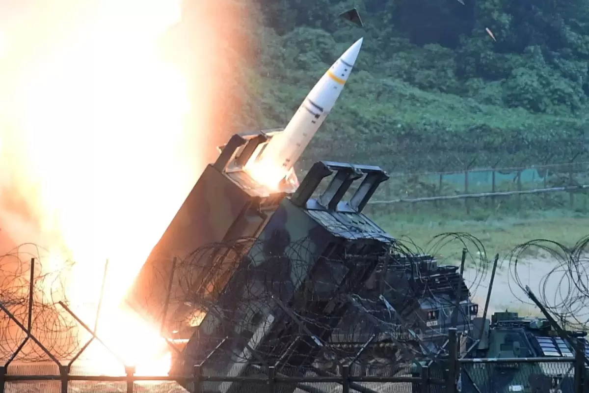 (تصاویر) موشک دوربرد ATACMS؛ جدیدترین هدیه ایالات متحده به اوکراین چه قابلیت هایی دارد؟