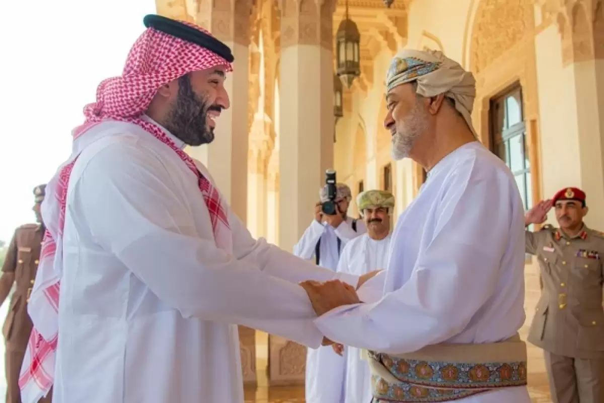 سفر معنادار بن‌سلمان به عمان؛ پایان جنگ یمن نزدیک است؟