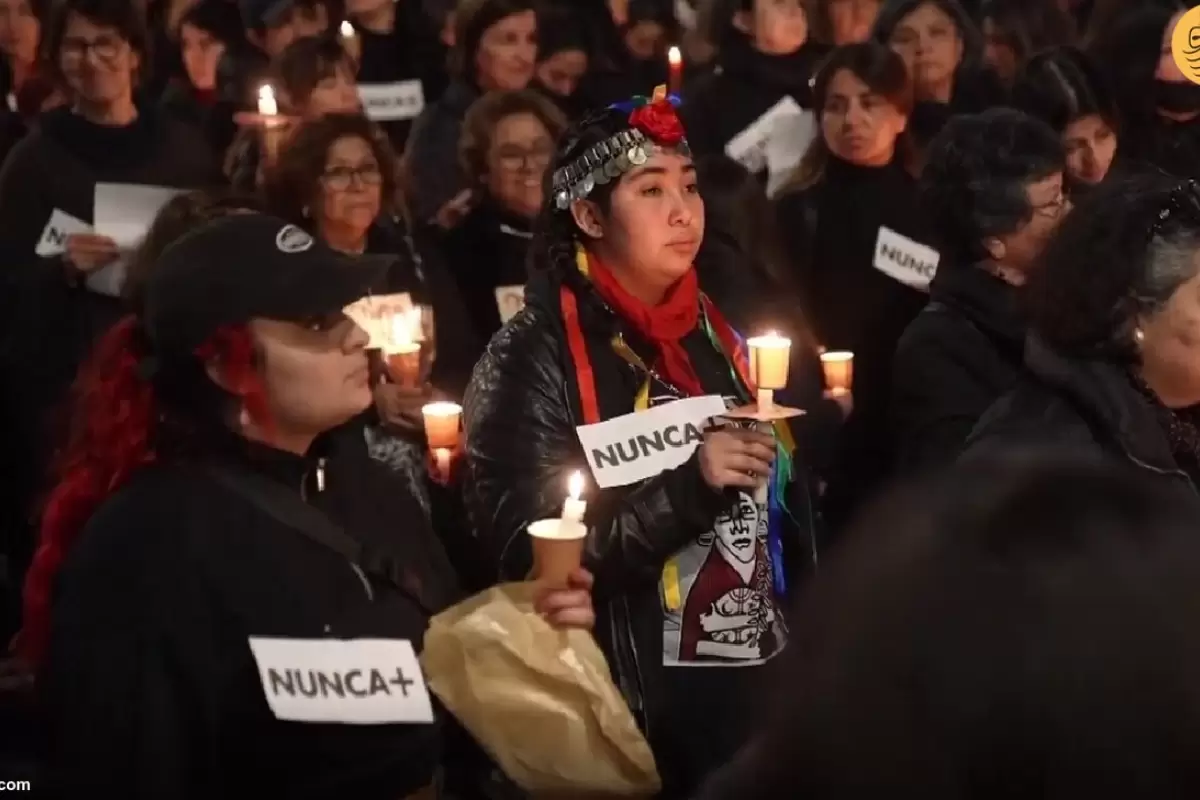 (ویدئو) راهپیمایی زنان به یاد قربانیان کودتای پینوشه در شیلی