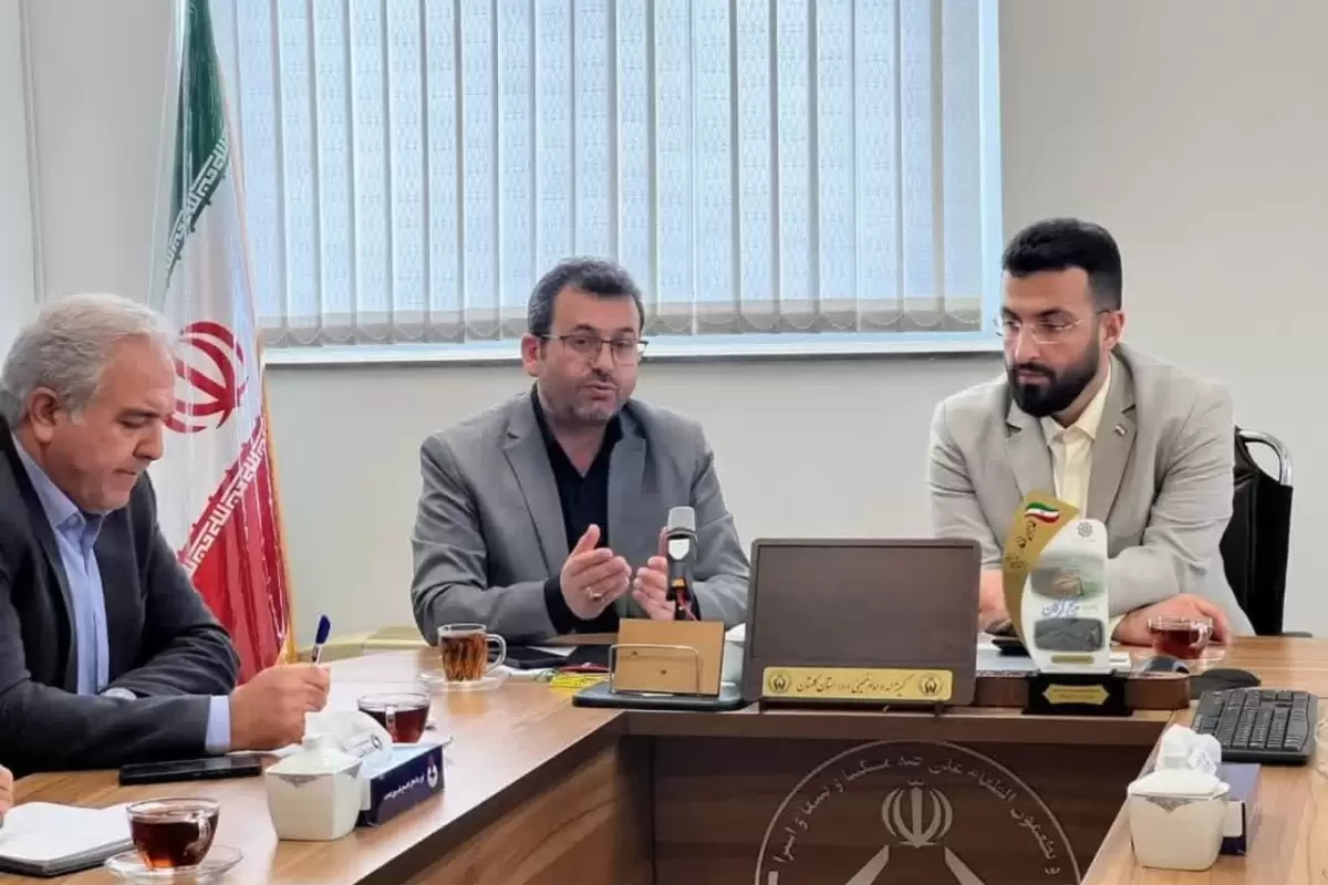 نشست ائتلافی بررسی راهکارهای اشتغال‌زایی در حوزه‌های صنایع‌دستی برای مددجویان کمیته‌ امداد استان 