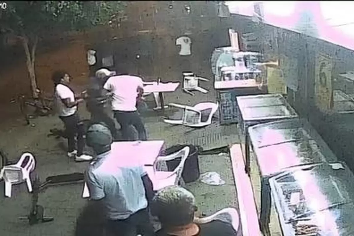 (ویدئو) درگیری و زد و خورد در خیابان‌های تل‌آویو