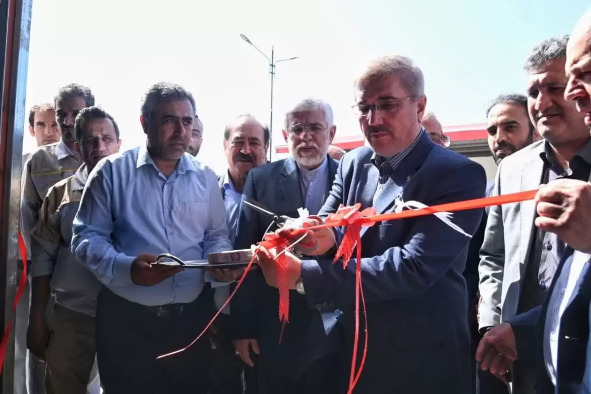 افتتاح نیروگاه ۱۶ مگاواتی در سیمین شهر با حضور رییس سازمان برنامه بودجه به بهره برداری رسید