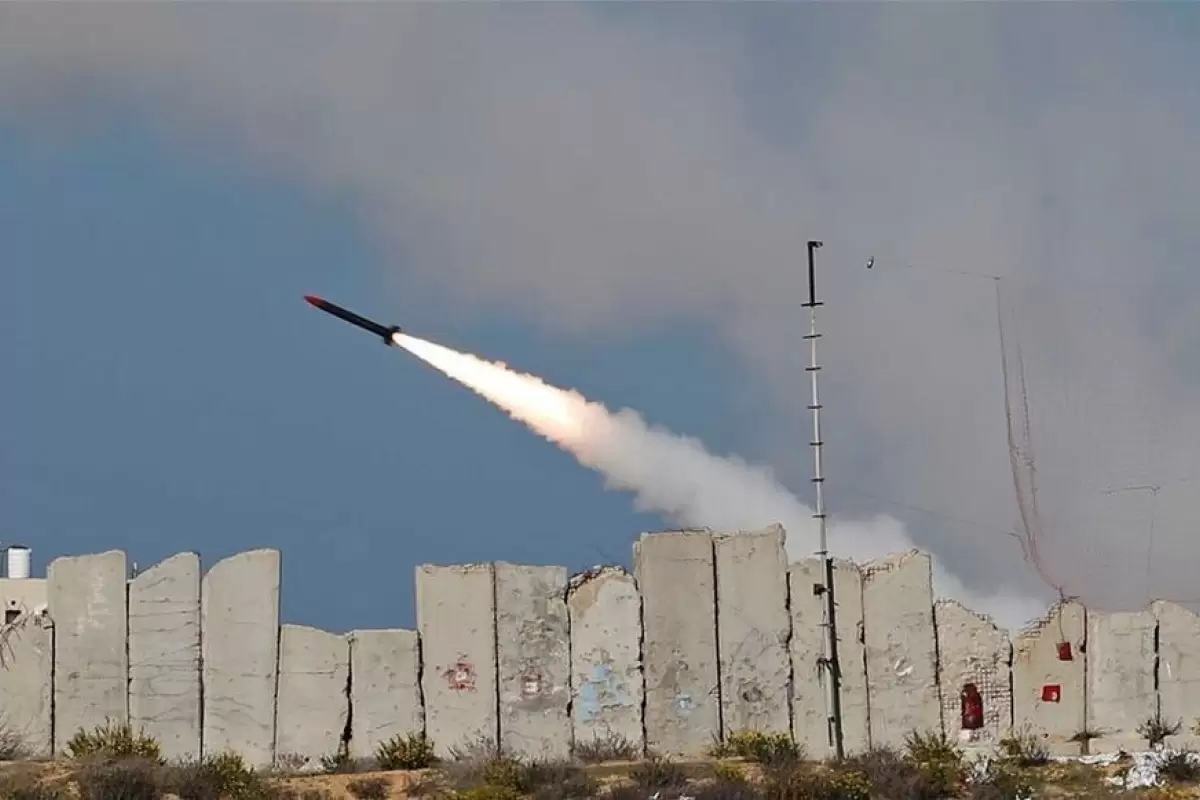 (ویدیو) گسترده‌ترین حمله موشکی مقاومت فلسطین به تل‌آویو