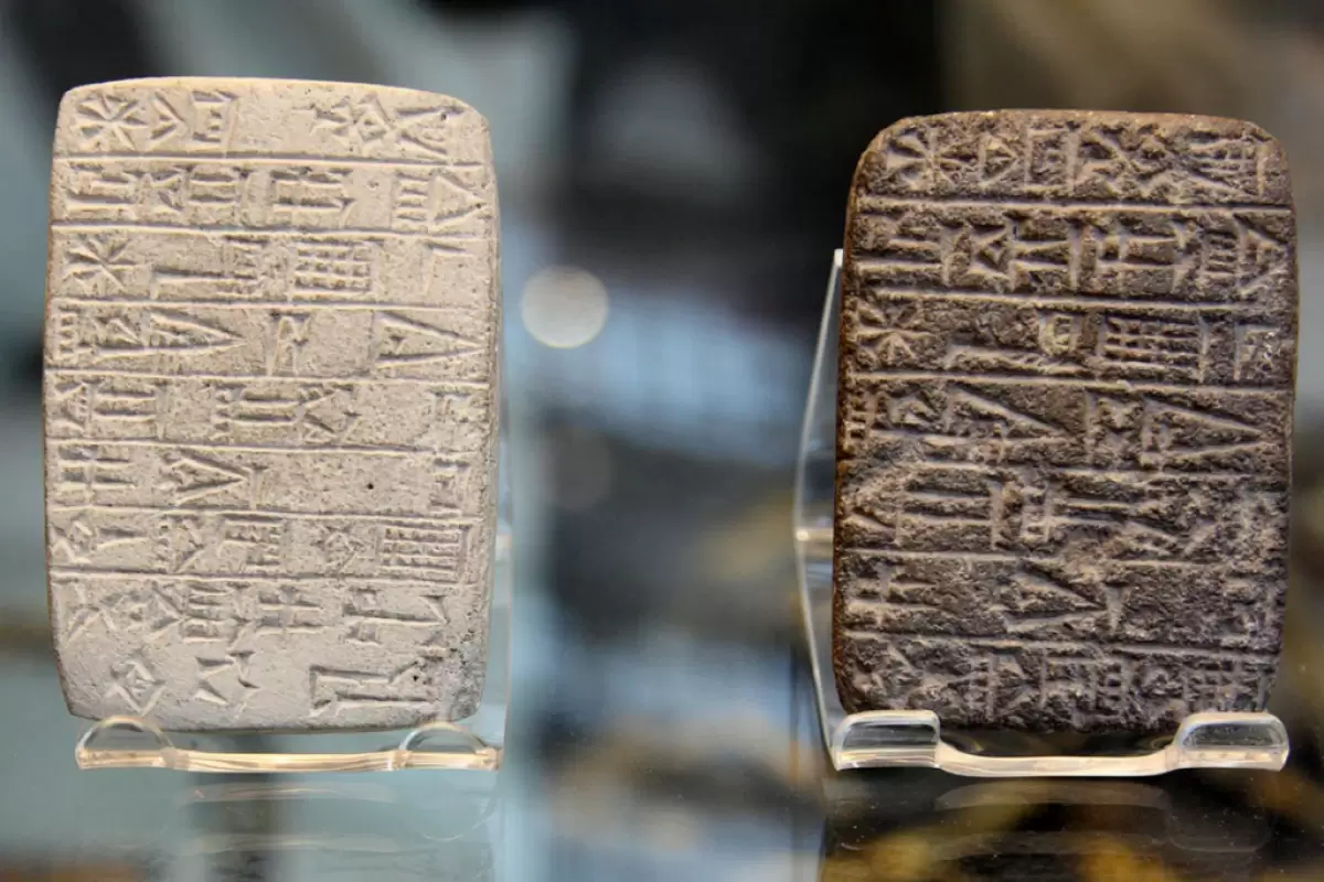 ترجمه خط میخی ۵ هزار ساله به انگلیسی توسط هوش مصنوعی