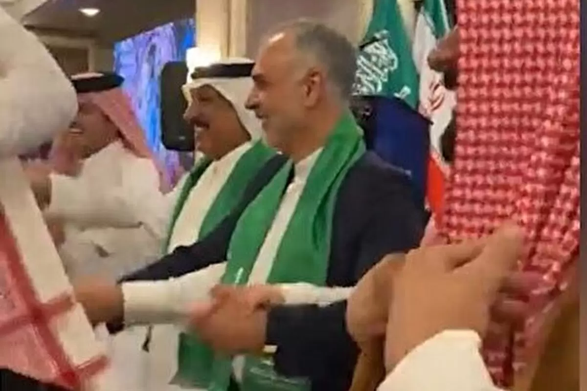 رقص مدیرکل وزارت خارجه ایران در جشن روز ملی عربستان