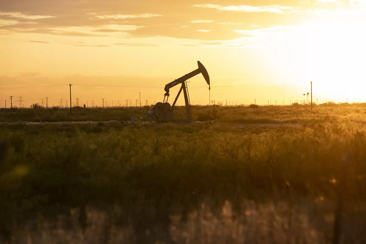 افزایش قیمت نفت با تحریم‌های بیشتر آمریکا بر نفت روسیه