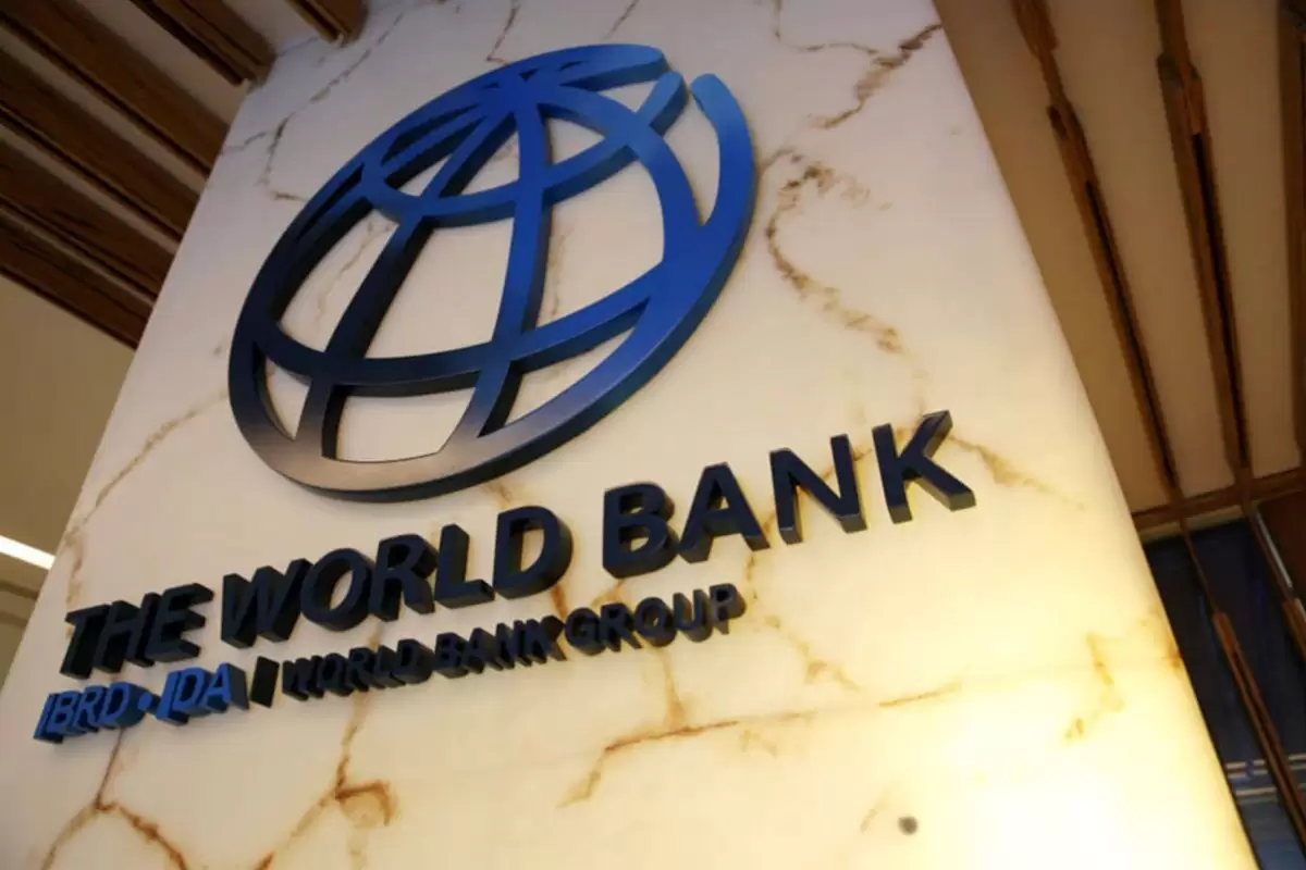 پیش‌بینی بانک جهانی از اقتصاد ۲۰۲۴ ایران: رشد اقتصادی ۳.۵ درصد، تورم ۳۵.۸ درصد