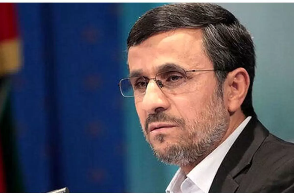 احمدی‌نژاد همچنان در فرودگاه امام خمینی منتظر خروج از کشور است