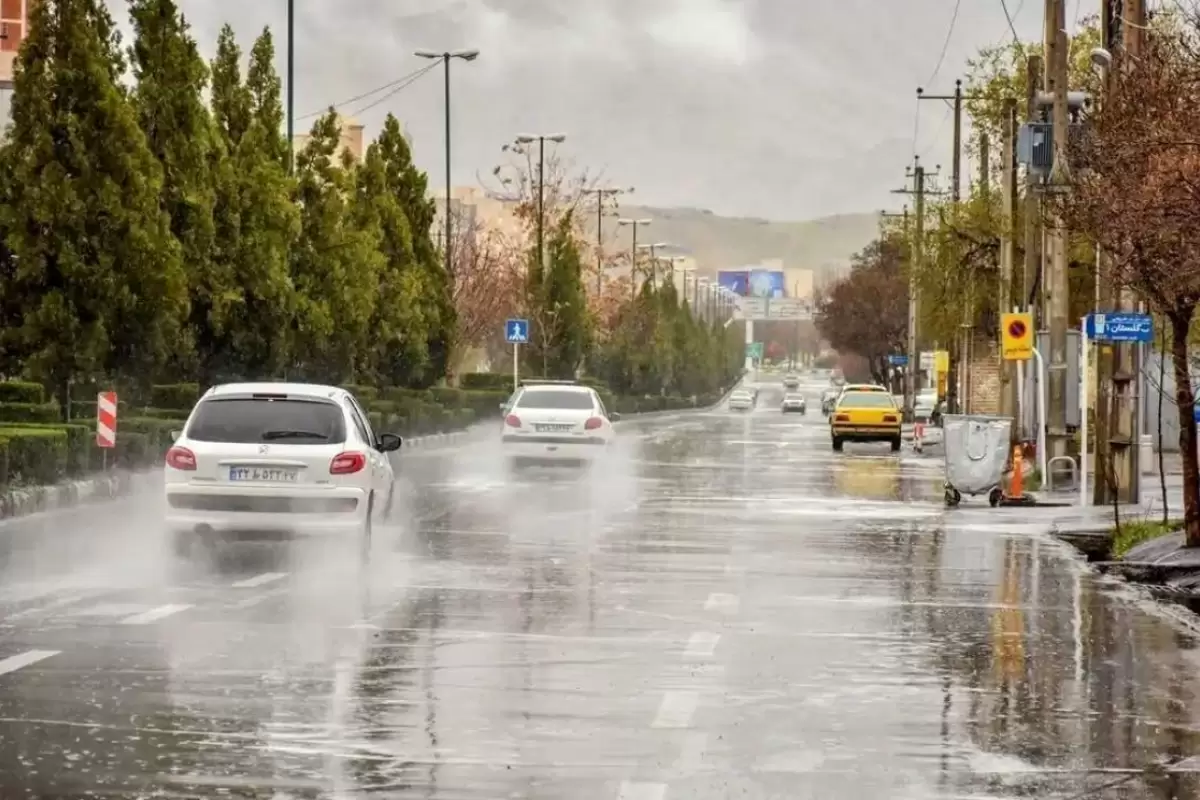 بارش باران و کاهش دما در تهران