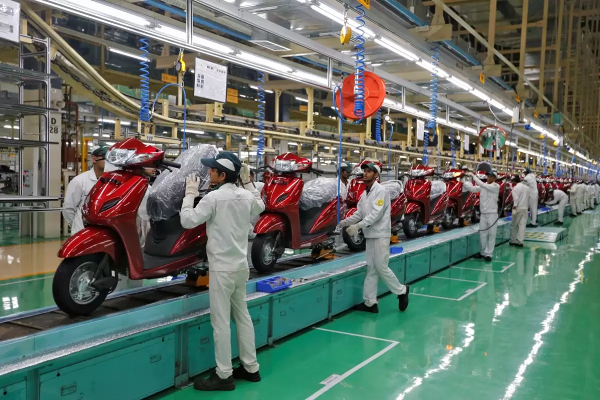 آهسته شدن تولیدات کارخانه‌ای هند