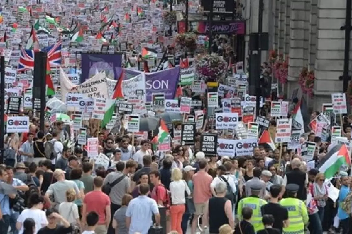 ببینید | حمایت قاطع کودکان از فلسطین در راه‌پیمایی بزرگ لندن