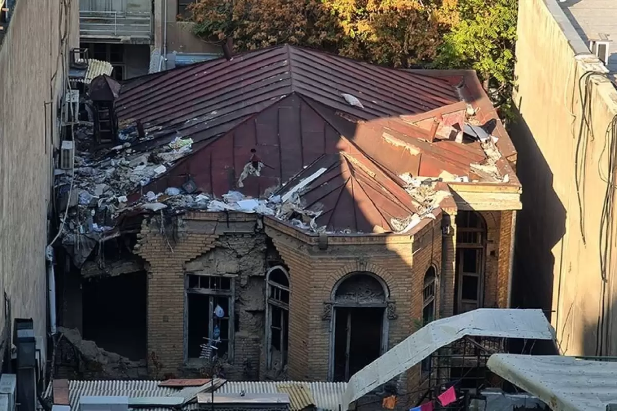 این خانه قاجاری در قلب تهران به زودی تخریب می‌شود و کسی هم عین خیالش نیست!+عکس