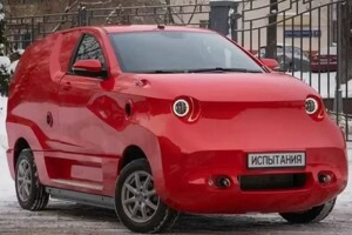 جنجال خودروی الکتریکی زشت و عجیب روسیه در شبکه‌های اجتماعی