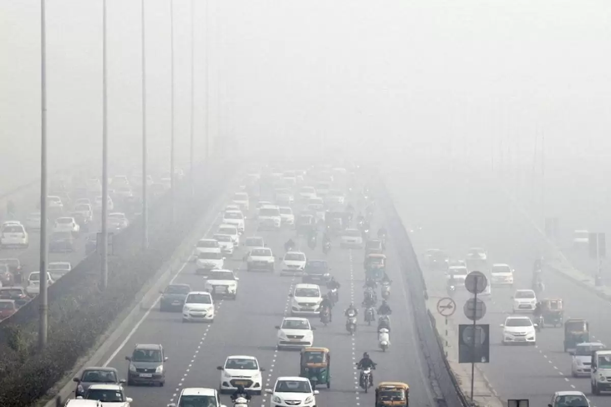آلودگی هوا ادامه دارد؛ مردم این شهرها از خانه بیرون نروند