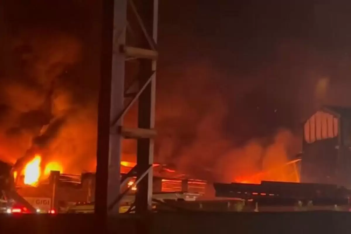 ببینید | اولین تصاویر از آتش‌سوزی مرگبار در یک مجتمع مسکونی پزشکان در اربیل عراق