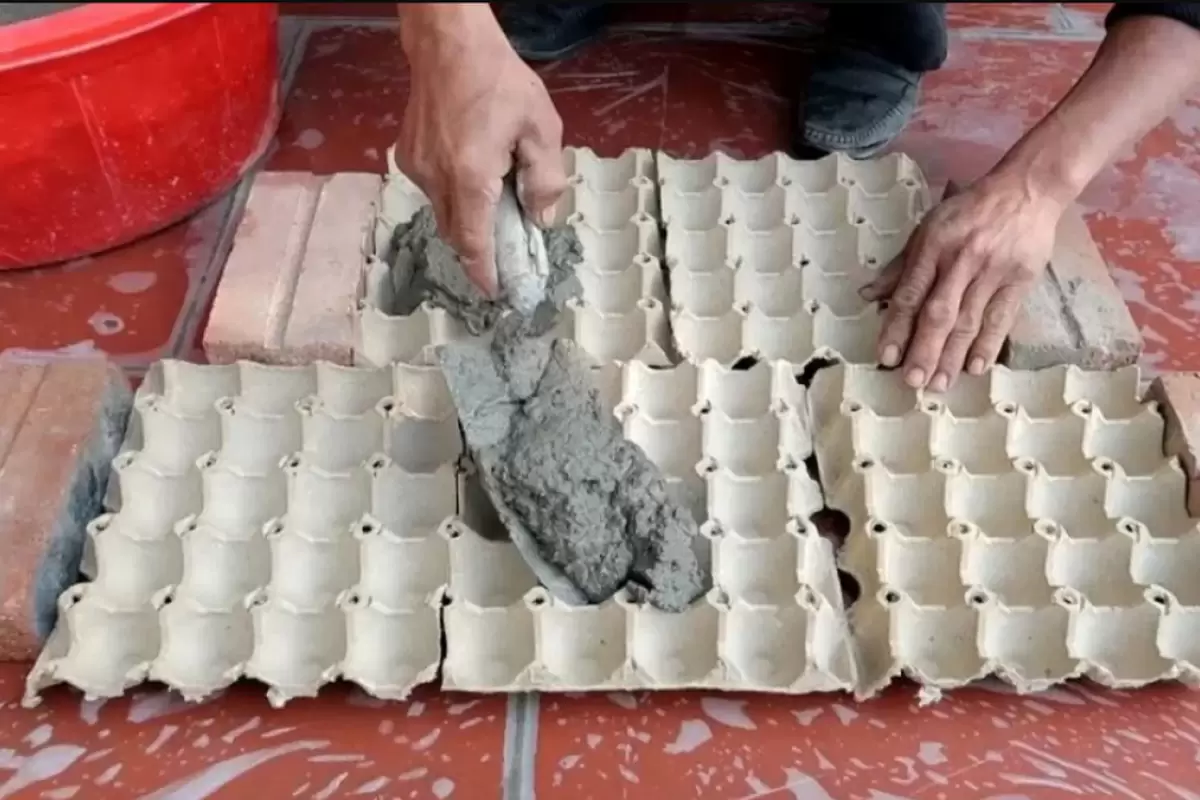(ویدئو) ساخت گلدان سیمانی با شانه تخم مرغ و بطری پلاستیکی در خانه